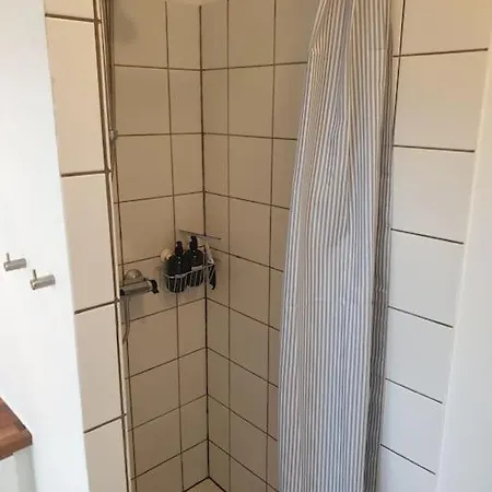 A Med Dejlig Gardhave Pa Thuro Svendborg
