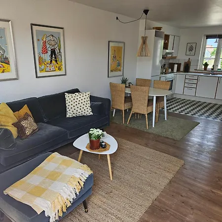 Thuro Lejlighed A Kaeledyr Koster Et Ekstra Belob Og Det Skal Fremga Af Jeres Reservation * Svendborg