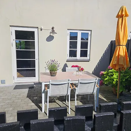 A Med Dejlig Gardhave Pa Thuro Apartment Svendborg